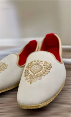 Handmade Ivory White Khussas with Golden Embroidery
