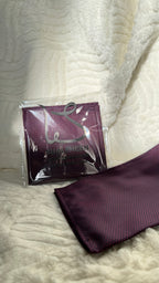 Dual-Finish Diamond Weave Pocket Square – Royal Burgundy